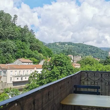 A 2 Pas Des Thermes Apartment *